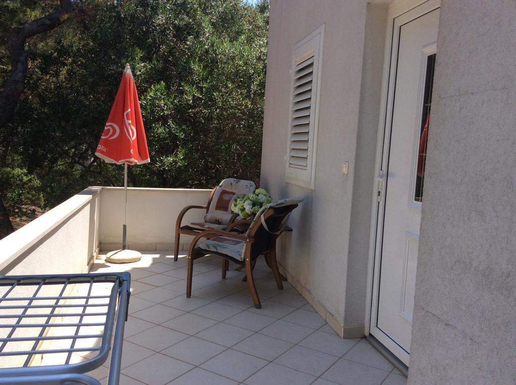 Apartments Maja Hvar Town Exterior photo